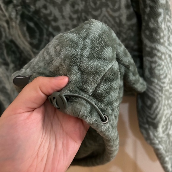 Vintage Eddie Bauer Green Patterned Super Soft Fleece Jacket - Picture 6 of 7